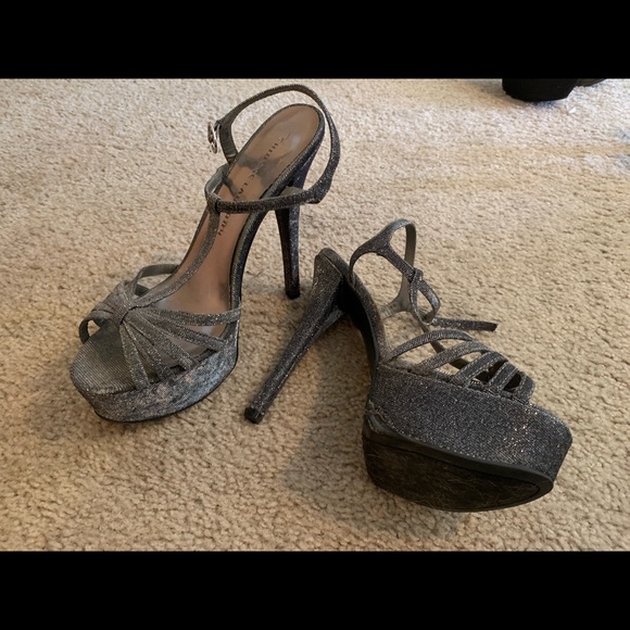 Silver/grey platforms - Picture 2 of 3